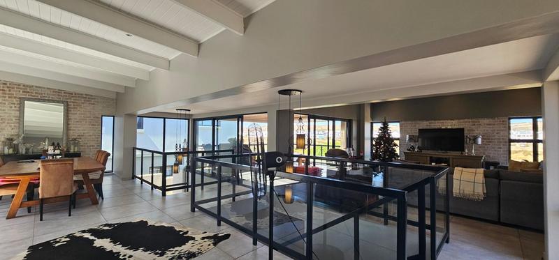 3 Bedroom Property for Sale in Calypso Beach Western Cape